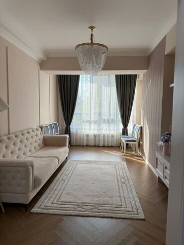 срочно сдаётся квартира: 2 бөлмө, 62 кв. м, Элитка, 3 кабат, Дизайнердик ремонт