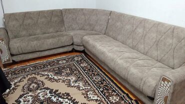 диван для ресторана: Künc divani satilir hec bir cizigi cirigi lekesi yoxdu teze kimidi