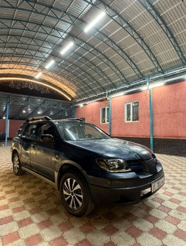 Mitsubishi: Mitsubishi Outlander: 2003 г., 2 л, Механика, Бензин, Кроссовер at lalafo.kg — 2 Mitsubishi: Mitsubishi Outlander: 2003 г., 2 л, Механика, Бензин, Кроссовер — 2