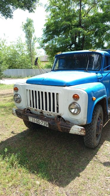maşın üçün işıqlar: Qaz 53 il1989 Model: Bartavoy Ünvan: Agsu Sənətlər Qaydasında