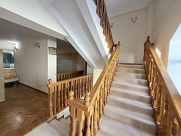 Долгосрочная аренда домов: 600 м², 6 комнат и более, Киргизия 1 — 26