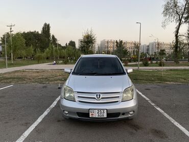 авто исфана: Toyota ist: 2002 г., 1.5 л, Автоматтык, Бензин, Хетчбек