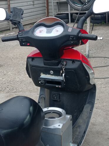 Mopedlər,skuterlər: - R9 Racing — 5