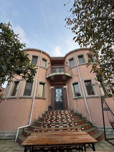 Həyət evləri və villaların satışı: 5 otaqlı, 220 kv. m, Yeni təmirli — 1