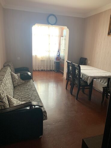 Uzunmüddətli kirayə mənzillər: Mənzilin təsviri: - Həyətyanı kompleksli, çoxmərtəbəli binada mənzil — 9