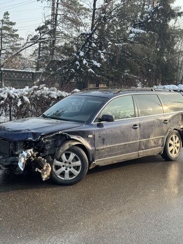 Volkswagen: Volkswagen Passat: 2002 г., 2 л, Механика, Бензин, Универсал — 3