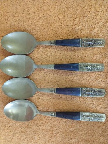 Süfrə ləvazimat dəstləri: Məhsul: Dekorativ naxışlı tutacaqlı süfrə ləvazimatı dəsti Tərkibi və — 21