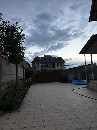 180: Сдается в аренду просторный двухэтажный дом — 180 м² на участке 5 — 2