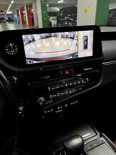 Lexus: Lexus ES: 2022 г., 2.5 л, Вариатор — 12
