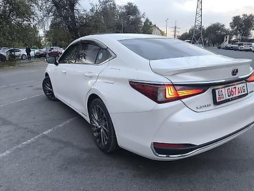 es 300 h: Lexus ES: 2018 г., 2.5 л, Гибрид, Седан — 6