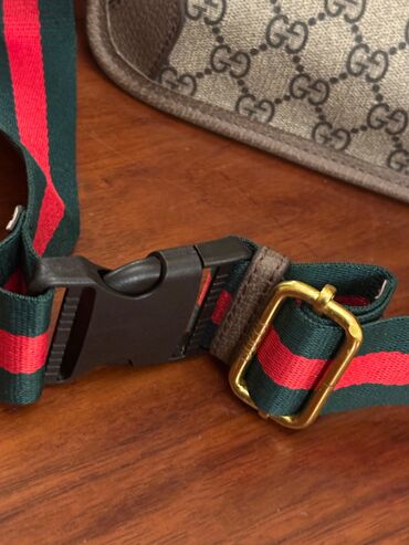 Çantalar: Əl çantası, Məşqçi, Yeni — 22