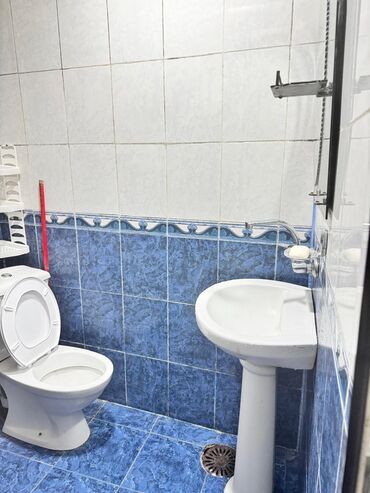 Uzunmüddətli kirayə mənzillər: 28 may metrosuna 10 deq mesafədə aile ve ya xanimlara tikinti