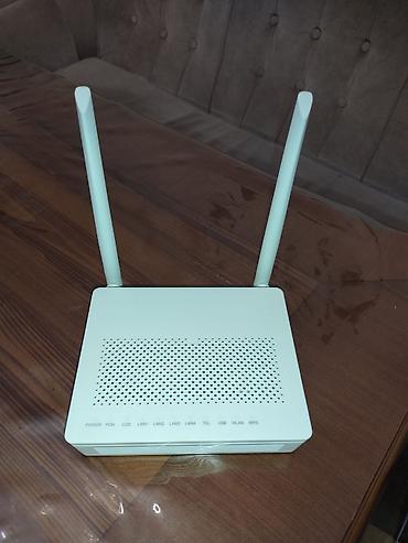 azercell data kart 4g: İki ədəd Wi‑Fi router paketi. 1) Tenda Wi‑Fi router - 3 ədəd xarici — 3