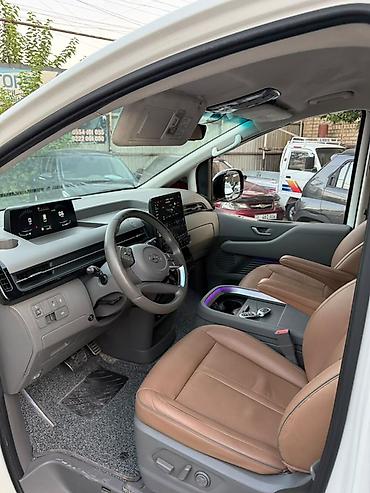 sonata 2 4: Hyundai Staria: 2021 г., 3.5 л, Автомат, Газ, Минивэн — 3