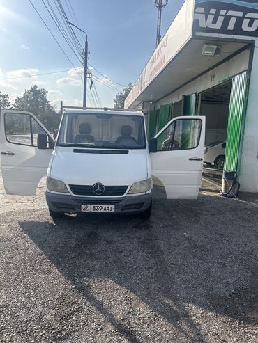 купить бус грузовой: Mercedes-Benz Sprinter: 2006 г., 2.2 л, Механика, Дизель, Бус