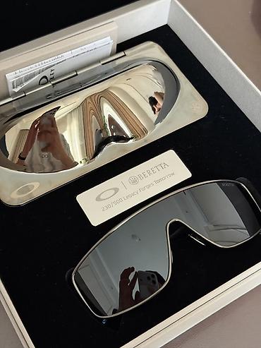 чехол на ружье: Солнцезащитные очки очки, Oakley, Унисекс, Нестандартные, Оправа из нержавеющей стали, Новый — 1