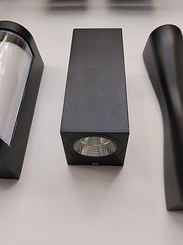 smart light: Настенный уличный светильник (бра) направленного света. - Тип — 3
