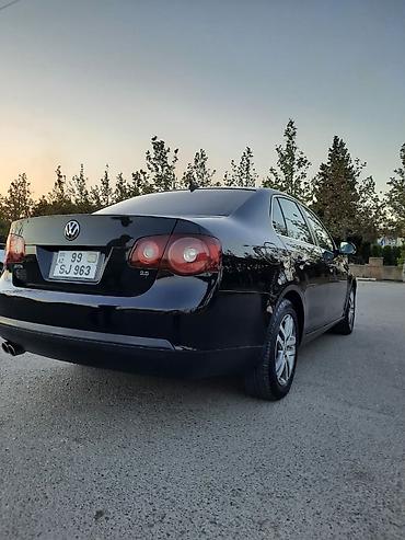 m50 matoru: Volkswagen Jetta: 2.5 l | 2009 il Sedan — 3
