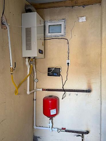 Долгосрочная аренда комнат: Сдается компактная комната-студия с отдельным санузлом. Описание: - — 9