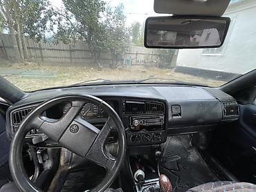 Volkswagen: Volkswagen Passat: 1991 г., 2 л, Механика, Бензин, Седан — 6