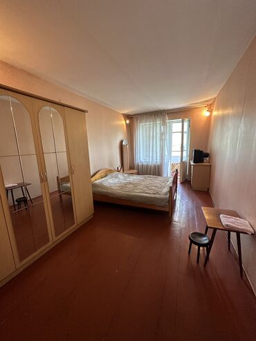 3 комнаты, 75 м², Индивидуалка, 5 этаж, Старый ремонт