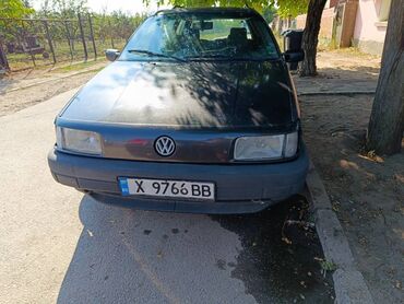 Transport: Volkswagen Passat: 1.8 l | 1993 year MPV