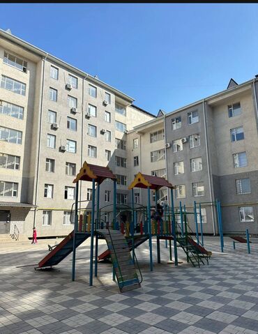 квартира берилет кызыл аскерде: 1 бөлмө, 40 кв. м, Элитка, 5 кабат, Дизайнердик ремонт