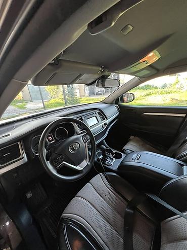 харриер 1998: Toyota Highlander: 2018 г., 3.5 л, Автомат, Бензин, Кроссовер — 7