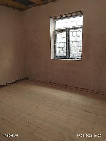 Həyət evləri və villalar: 4 otaqlı, 115 kv. m, Orta təmir — 10