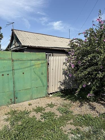 Дома: Продаю 7/9 долей дома. Ул Тельмана, участок 4 сотки. Есть полдома — 1