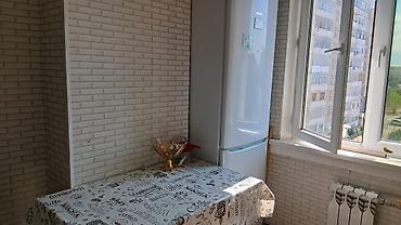комната токмок: 3 бөлмө, 70 м², 105-серия, 5 кабат, Косметикалык оңдоо — 10