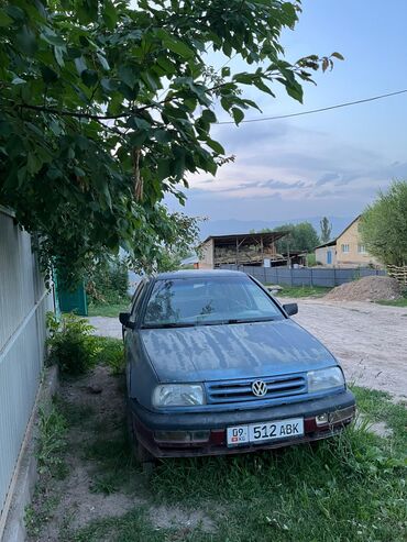 вентилятор опель вектра б: Автомобиль Volkswagen Vento, представленный в синем цвете, является