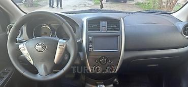 böyük güzgü: Nissan salonu – sükan üzərində idarəetmə düymələri, çoxfunksiyalı bort — 1
