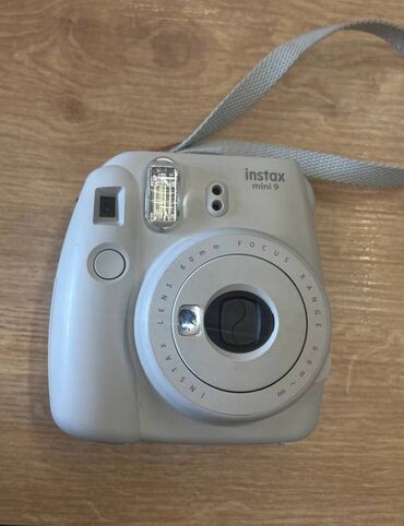 Digər foto və video aksesuarları: Instax MINI 9 Polaroid Fotoaparat Çox az işlənib. Endirim mümkündür