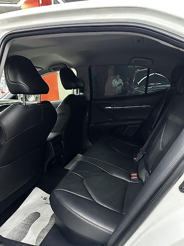 Toyota: Toyota Camry: 2019 г., 2.5 л, Вариатор, Гибрид, Седан — 9