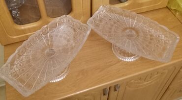 Digər dəstlər və servizlər: 6 Ədəd Təp-Təzə Yeni Müxtəlif Bəzəkli İçi Dərin Böyük Meyvə Şirniyyat — 2