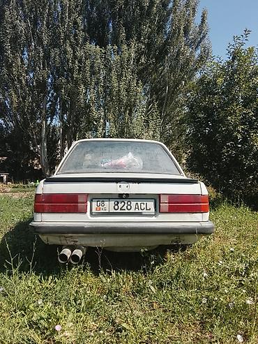 bud e9: BMW 3 series: 1987 г., 1.8 л, Механика, Бензин, Седан — 2
