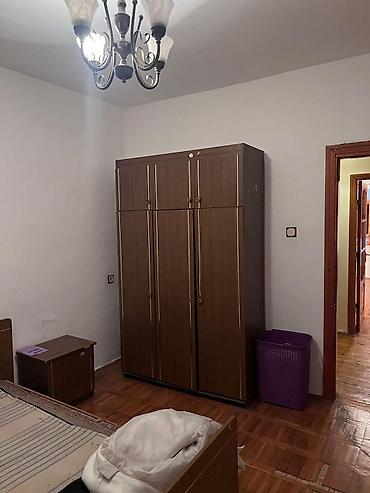 binalar az: Bakı, 8-ci kilometr, 3 otaqlı, Köhnə tikili, m. Xalqlar Dostluğu, 75 kv. m — 4
