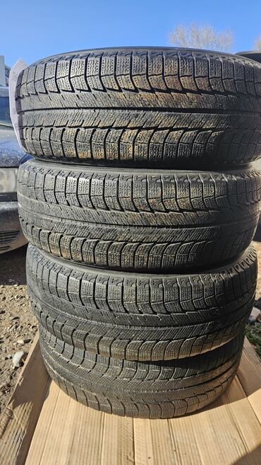 Шины: Шины 225 / 65 / R 17, Зима, Б/у, Легковые, Michelin