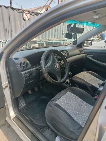 Toyota: Toyota Corolla: 2003 г., Автомат, Бензин, Хэтчбэк — 9