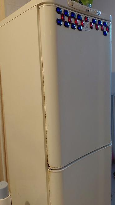 Soyuducular: İşlənmiş 2 qapılı Indesit Soyuducu Satılır, rəng - Ağ — 2