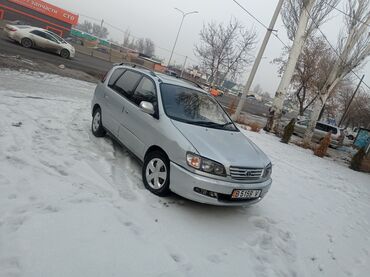 Toyota: Toyota Ipsum: 1997 г., 2 л, Автомат, Бензин, Минивэн