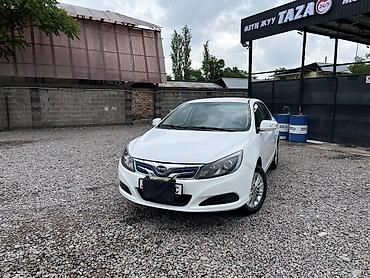 BYD: BYD E5: 2019 г., Электромобиль, Седан — 1