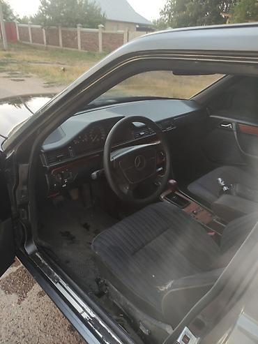 w12: Mercedes-Benz W124: 1993 г., 2.8 л, Механика, Бензин, Седан — 9