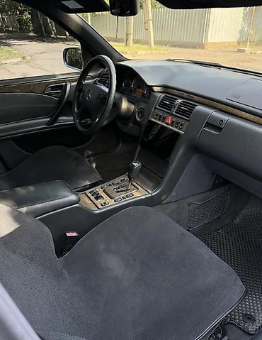 мерседес e класс: Mercedes-Benz E-Class: 2000 г., 4.3 л, Автомат, Бензин, Седан — 7