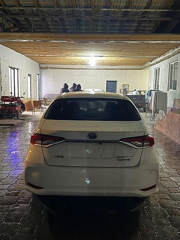 Toyota: Toyota Corolla: 2019 г., 1.8 л, Вариатор, Гибрид, Седан at lalafo.kg — 5 Toyota: Toyota Corolla: 2019 г., 1.8 л, Вариатор, Гибрид, Седан — 5