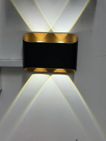 smart light: Современный настенный светильник (бра) с двусторонним свечением. - — 1