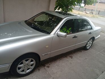антена на 124: Mercedes-Benz E-Class: 1996 г., 2 л, Механика, Газ, Седан