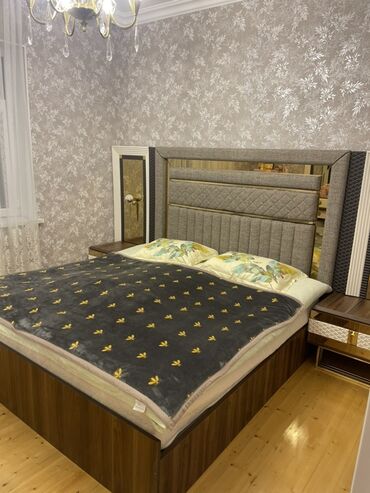 Divan və masa dəstləri: İşlənmiş, Künc divan, Qonaq otağı üçün, Açılmayan — 14