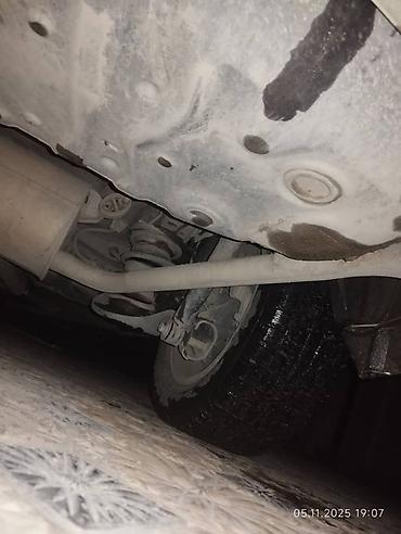 Панели, обшивки: Центральная консоль Toyota — 15